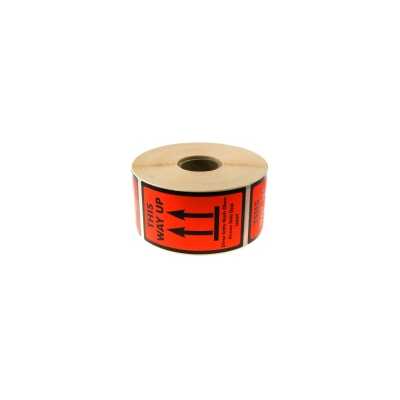 Etiketter med text: This Way Up150x75x150mm 1,385kg (1st)