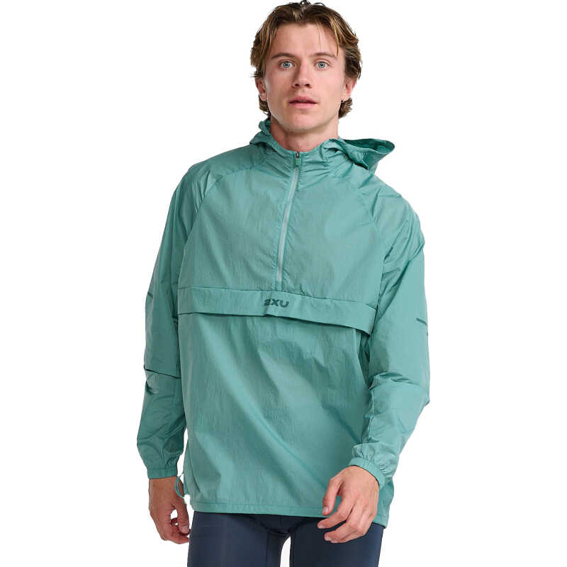 2XU Men's Aero Anorak Raft/Pine Reflective 2XU Men's Aero Anorak Raft/Pine Reflective