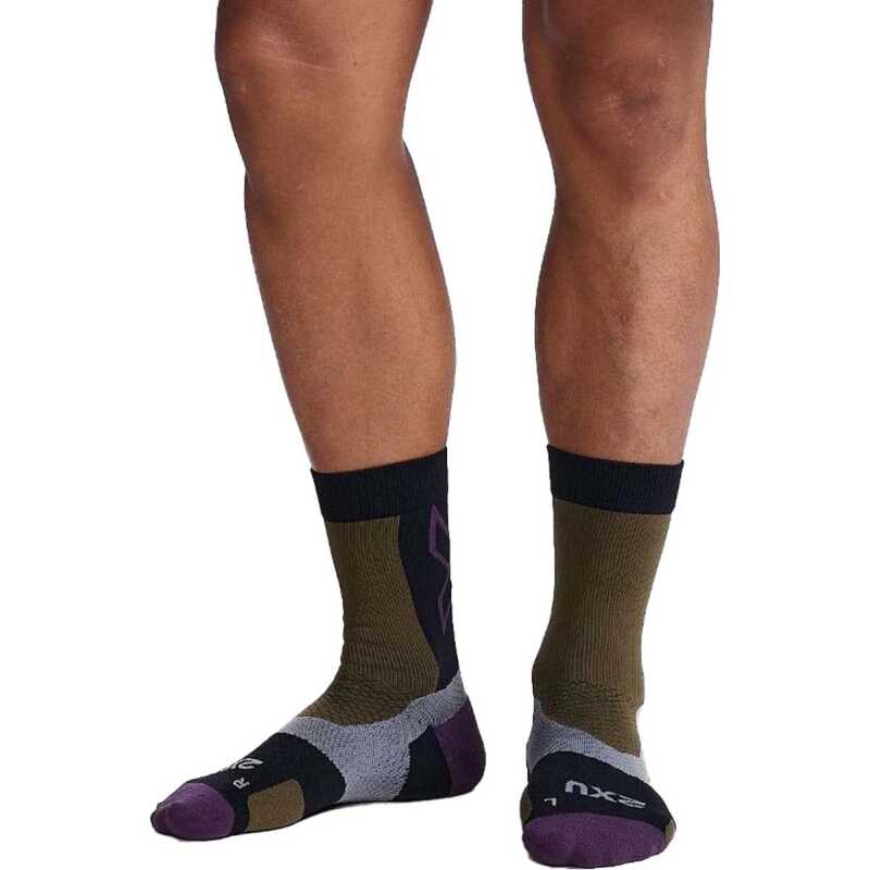 2XU Vectr Light Cushion Crew Sock Flint/Hortensia 2XU Vectr Light Cushion Crew Sock Flint/Hortensia