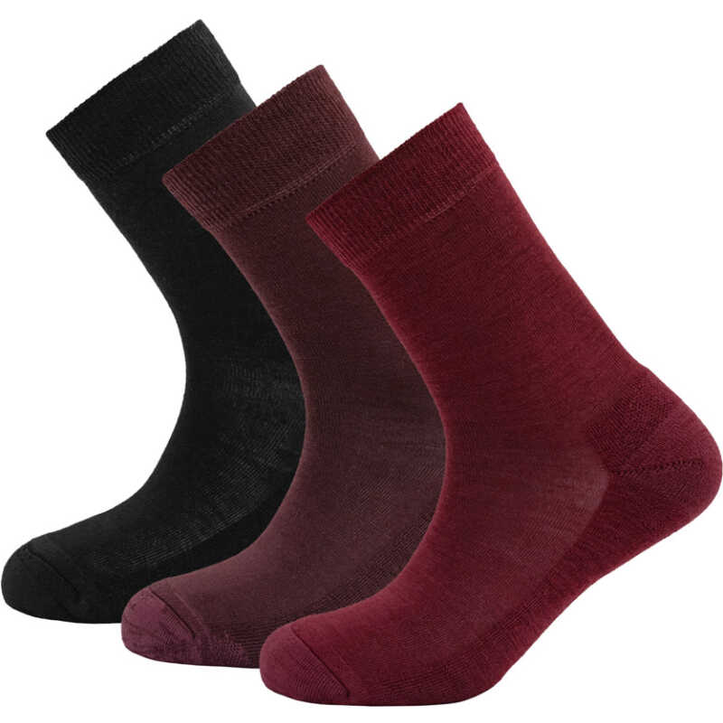 Devold Women's Daily Merino Medium Sock 3pk Beetroot Mix Devold Women's Daily Merino Medium Sock 3pk Beetroot Mix