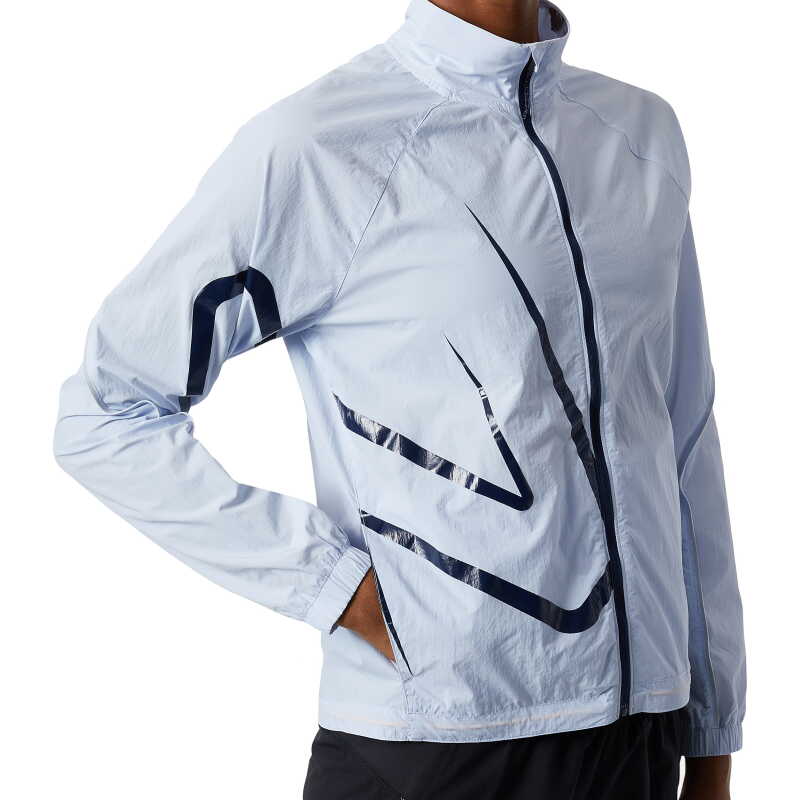 New Balance Women's Printed Impact Run Light Pack Jacket Starlight New Balance Women's Printed Impact Run Light Pack Jacket Starlight