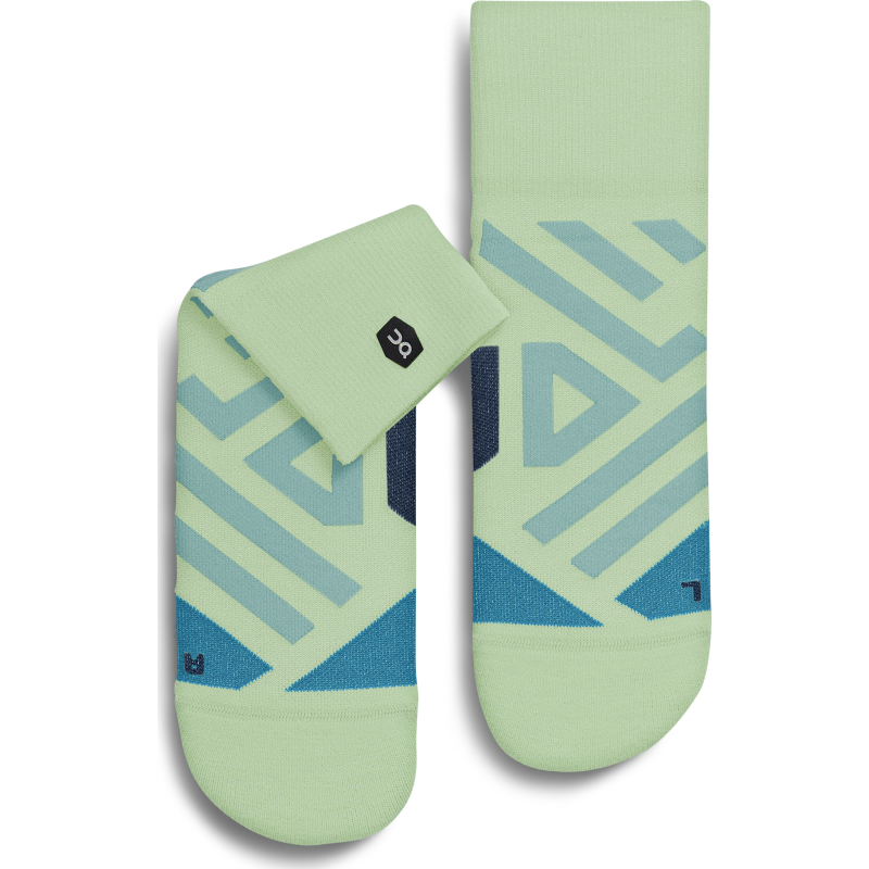 On Women's Performance High Sock Meadow/Niagara On Women's Performance High Sock Meadow/Niagara